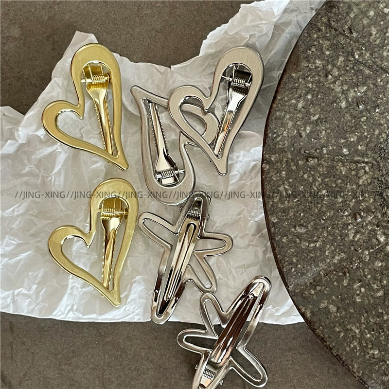 2024★髪飾り★ヘアアクセサリー★バンスクリップ★ヘアクリップ