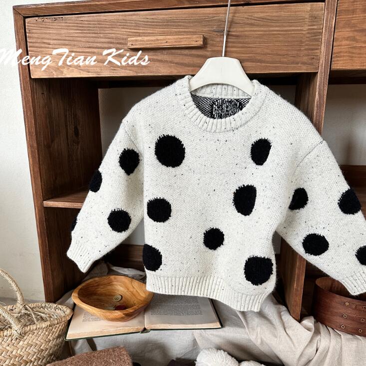 2024年新★子供服　セーター★90cm〜140cm