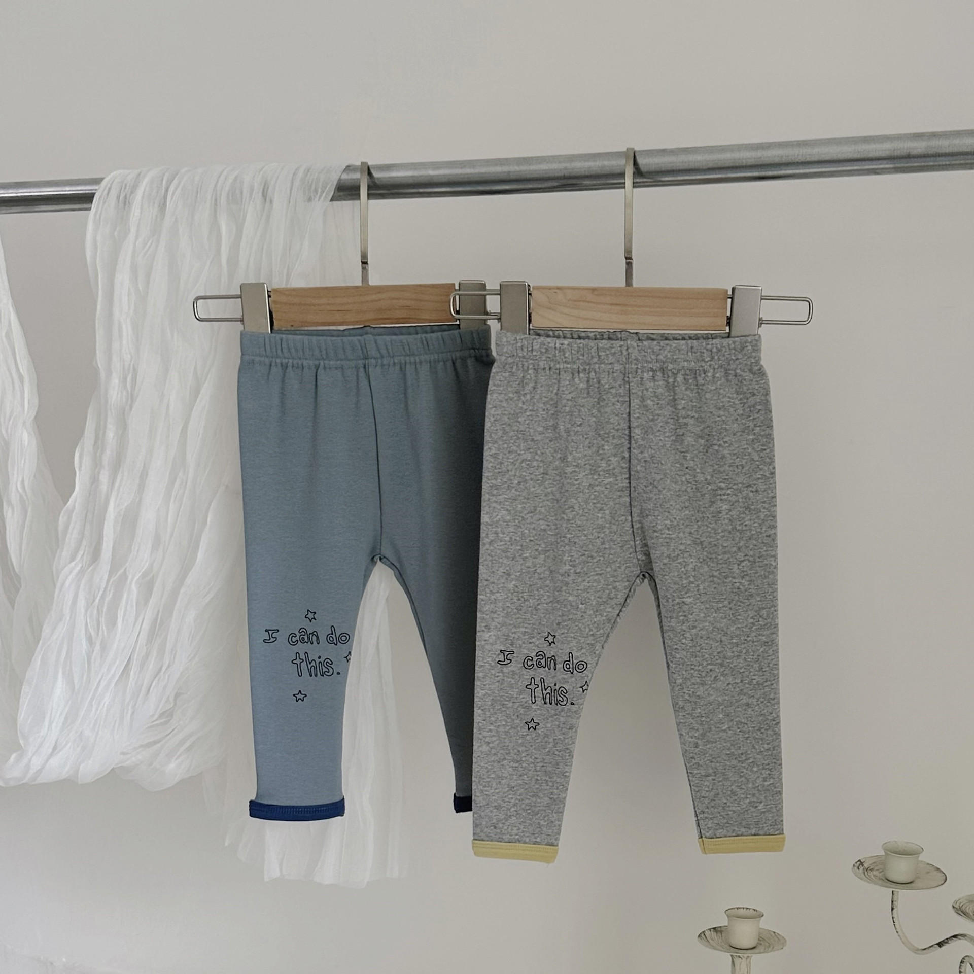 2024秋冬新入荷★子供服　ズボン★66cm〜90cm 2色