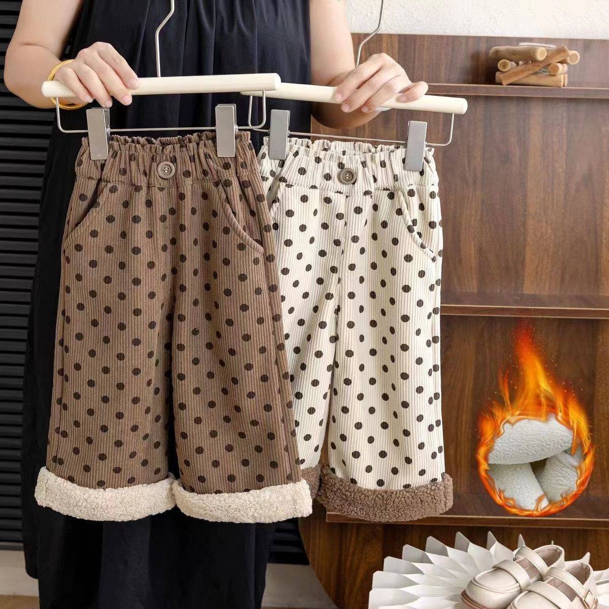 2024秋冬新品★子供服　ズボン　裏起毛★80〜140 2色