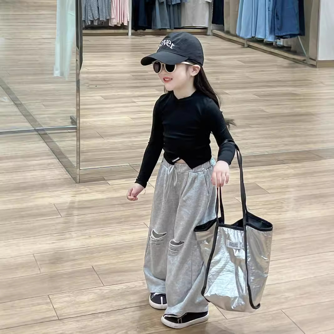 2025春新品★子供服　トップス&ズボン★90cm〜140cm