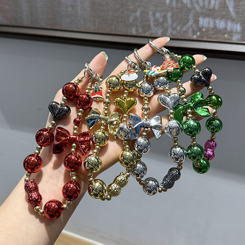 ★可愛いキーホルダー　装飾品★キーチェーン★4色