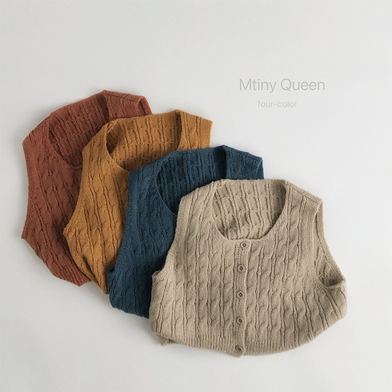 2025年新★子供服　ニットベスト　セーター★80cm〜130cm 4色