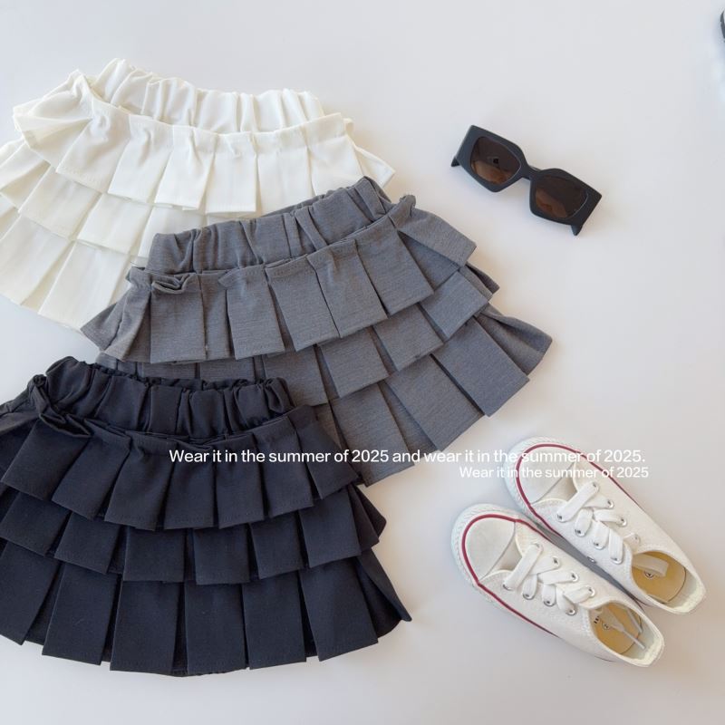 2025新作TQ★子供服　スカート★90cm〜150cm 3色