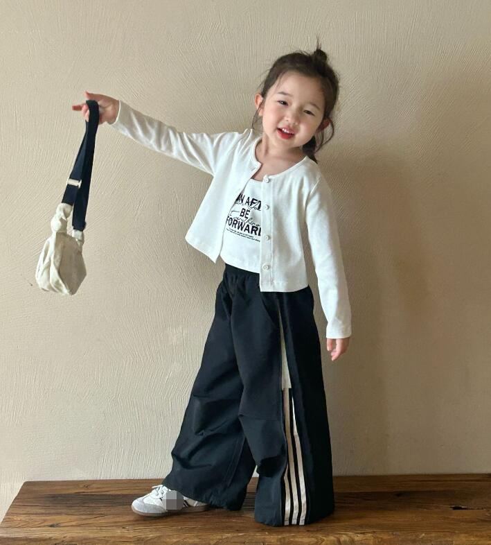 2025新品★子供服　カーディガンセット&ズボン分けて★90cm〜140cm