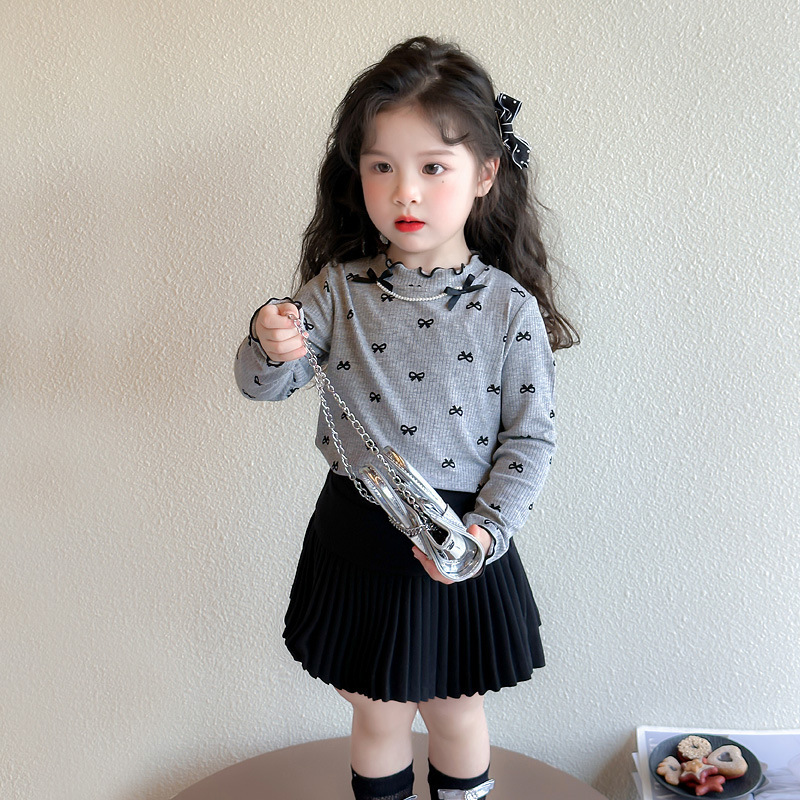 2025春新品★子供服　トップス★90cm〜140cm 2色