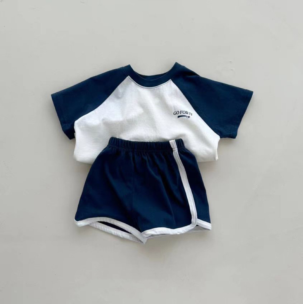2025新品★子供服　セットアップ★73CM〜100cm 2色