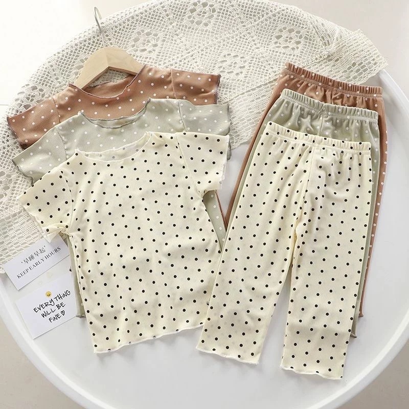 2025新品★子供服　セットアップ★80cm〜140cm 4色