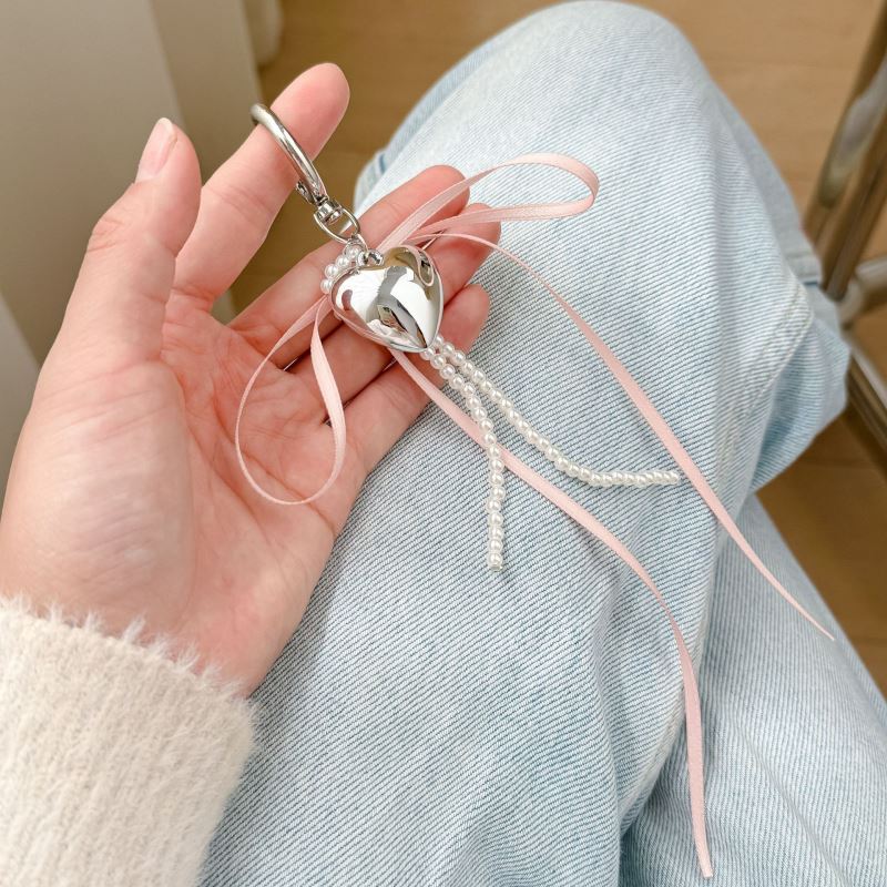 ★可愛いキーホルダー　装飾品★キーチェーン★4色