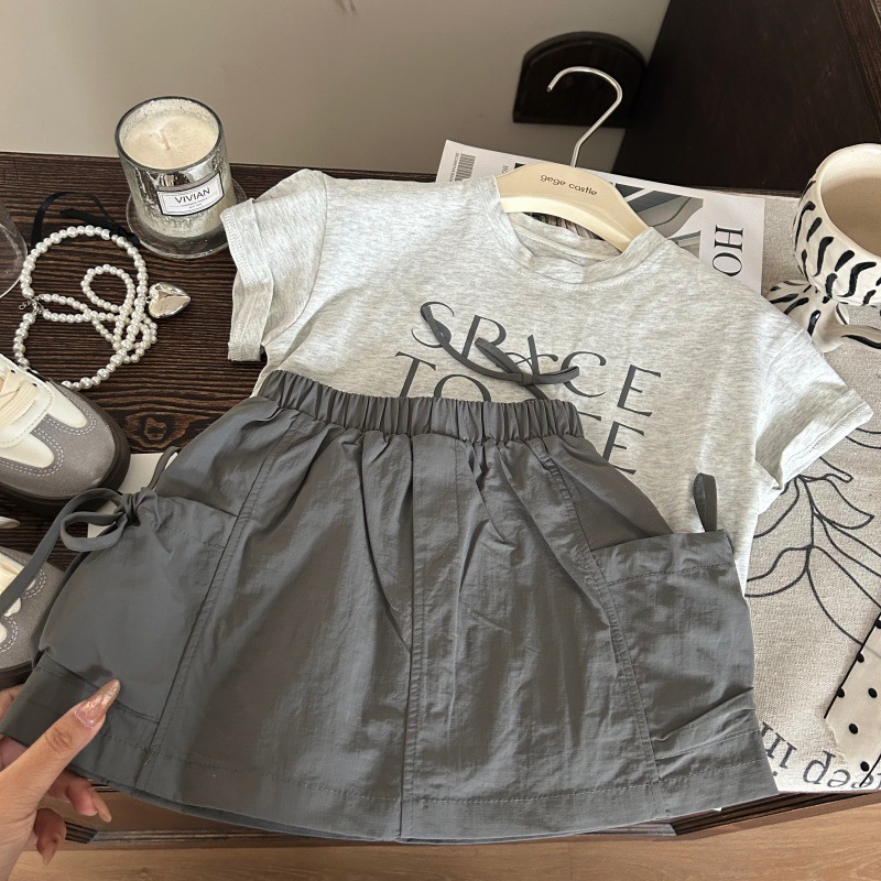 「2025」子供服★トップス★Tシャツ★スカート★韓国風子供服★2色80cm〜140cm