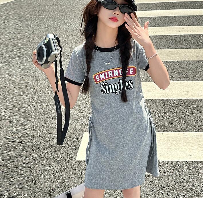 2025新品★子供服　ワンピース★120cm〜170cm 2色