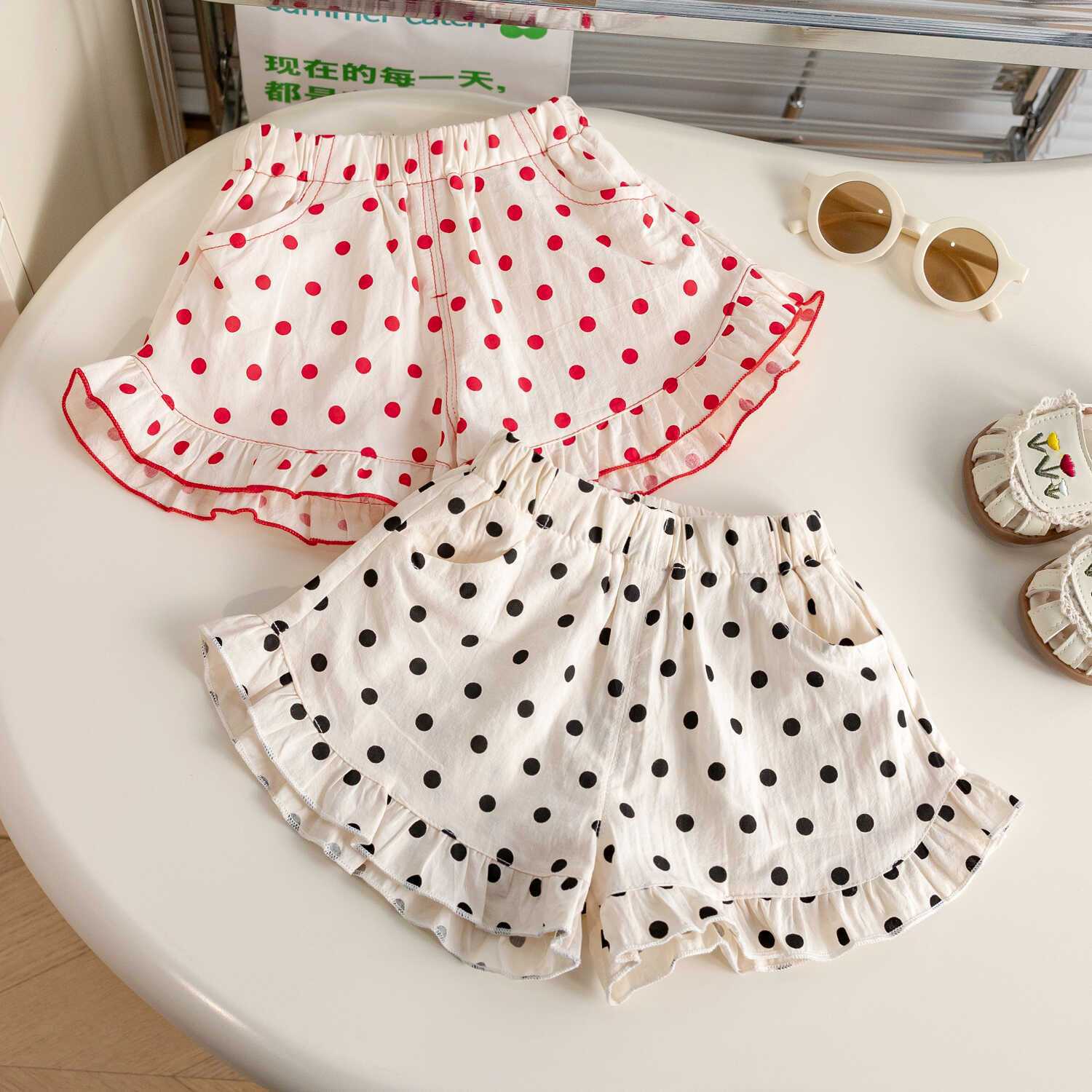 2025新入荷★子供服　ズボン★90cm〜130cm 2色