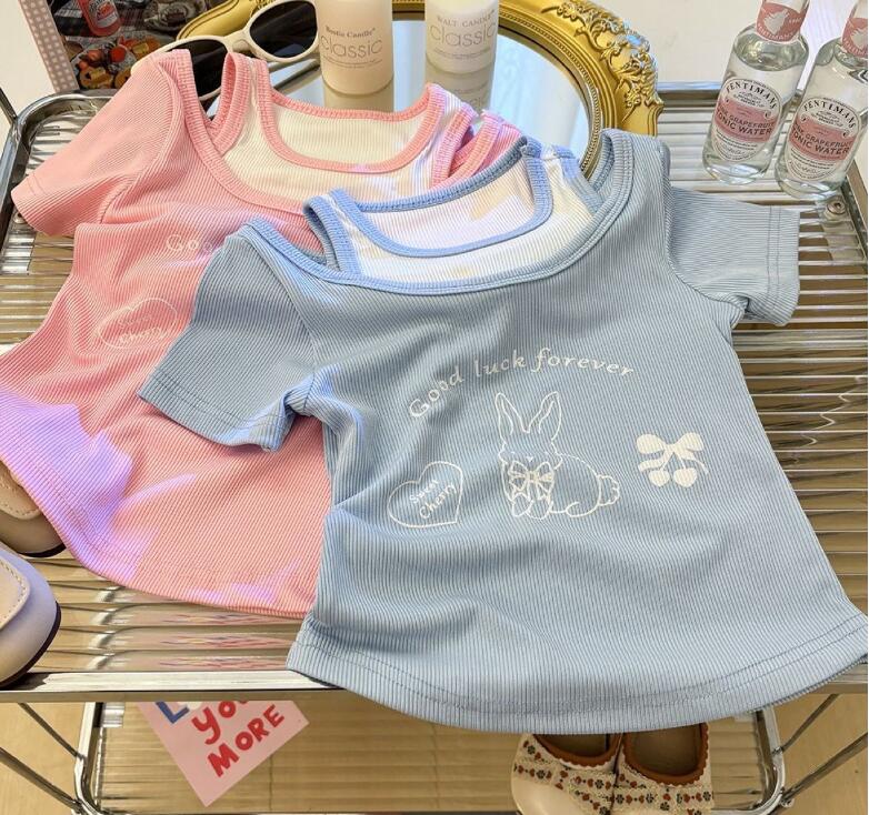 2025新作★子供服　トップス★90cm〜140cm 2色