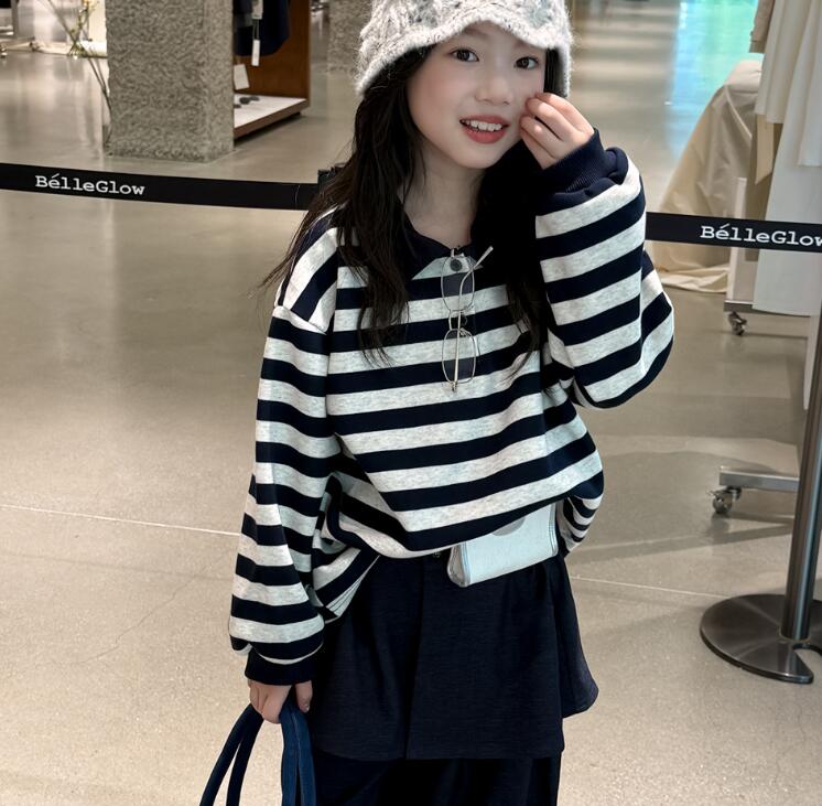 2025秋新品★子供服　トップス　トレーナー★100cm〜160cm