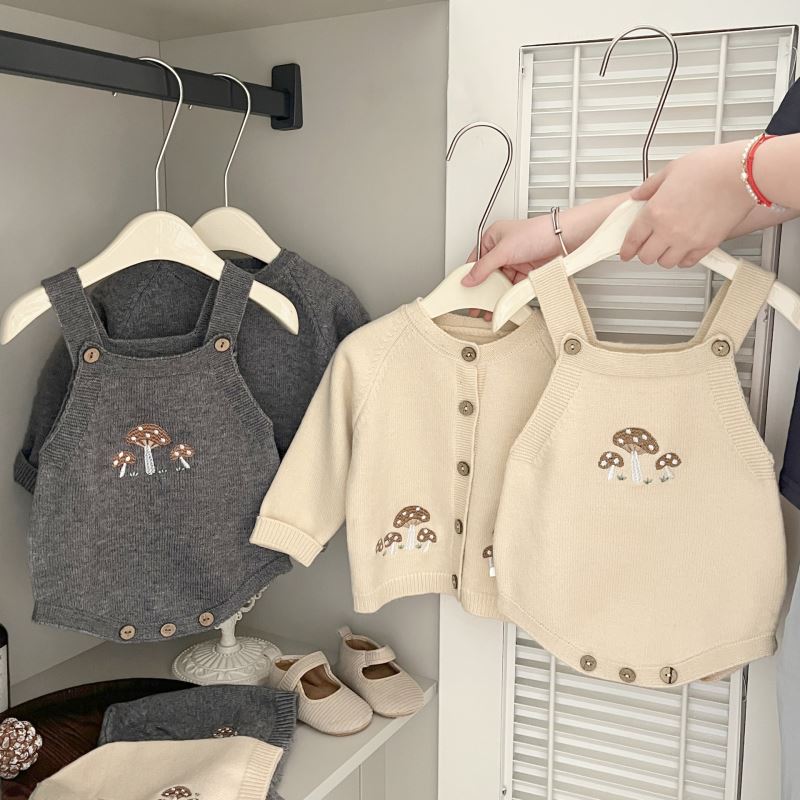 2025新入荷★ベビー服　ロンパース&カーディガン分けて★66〜100 2色
