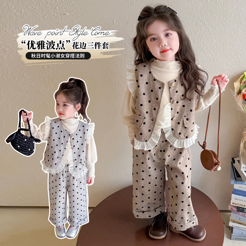 2025秋新品★子供服　3点セットアップ★90cm〜140cm 2色