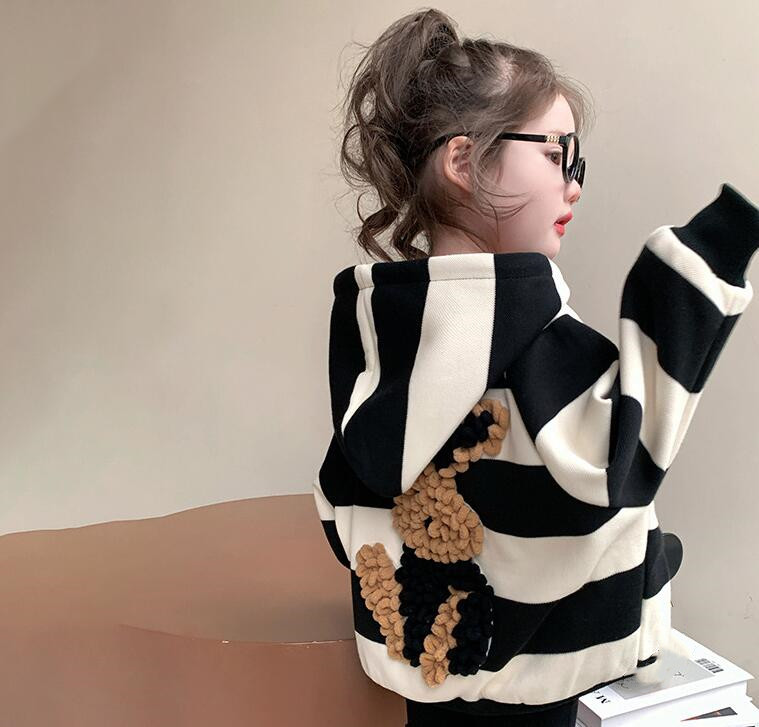 2025新品★子供服 　コート★90cm〜140cm