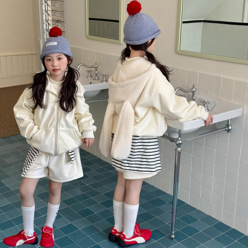 2025秋冬新品★子供服　セットアップ★100cm〜160cm