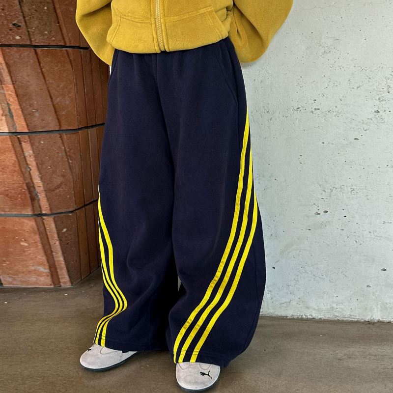 2025冬入荷★子供服　ズボン　裏起毛★100cm〜170cm 2色