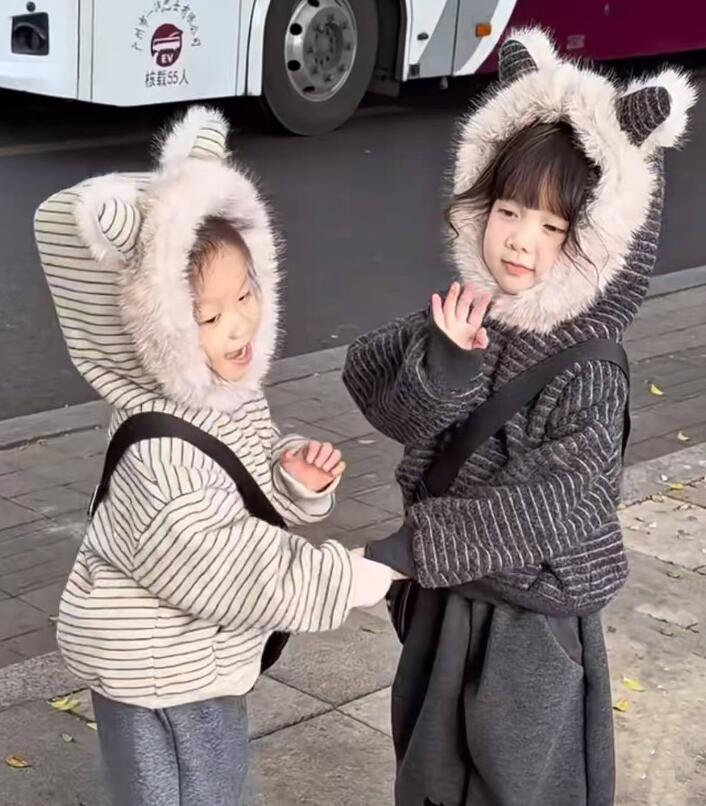 2025冬新品SX★子供服　パーカー　トップス★80cm〜130cm 2色