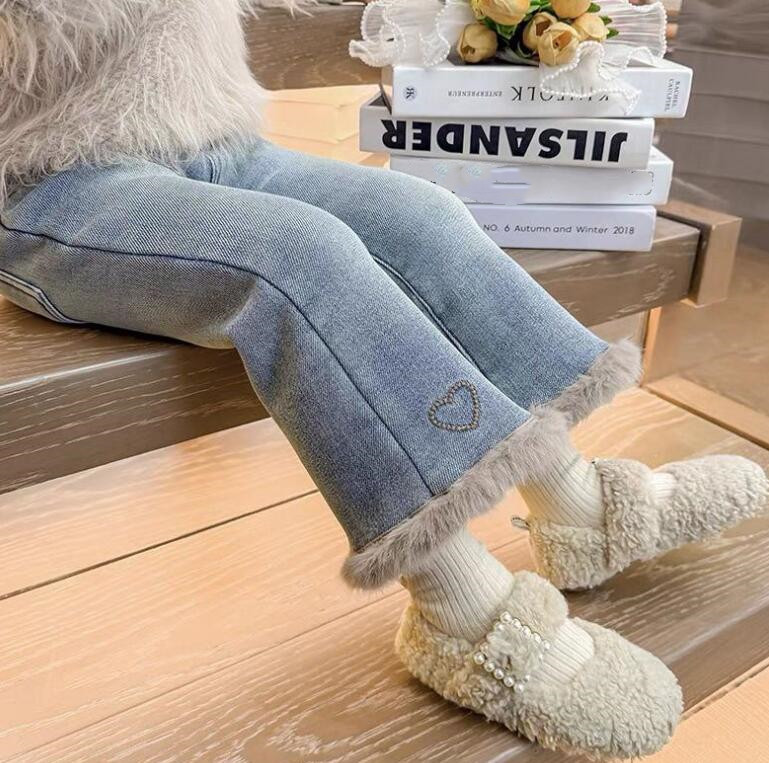 2025冬新入荷★子供服　ズボン★90cm〜140cm