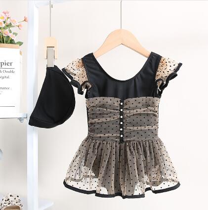 2023年新作★キッズ用アパレル　水着★帽子付き★90-140