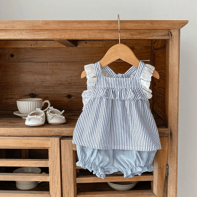 女の子 夏 ストライプ柄 ブラウス ノースリープ上着 花柄フリル ショートパンツ シャツ+ズボン 66-100