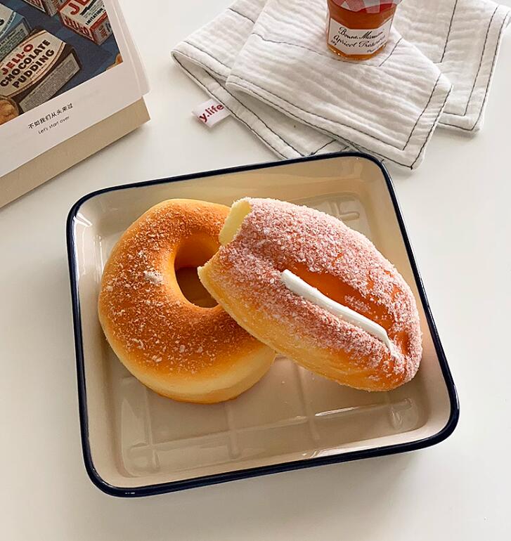 ★超人気★インテリア　テンレスパレット★お皿★2色