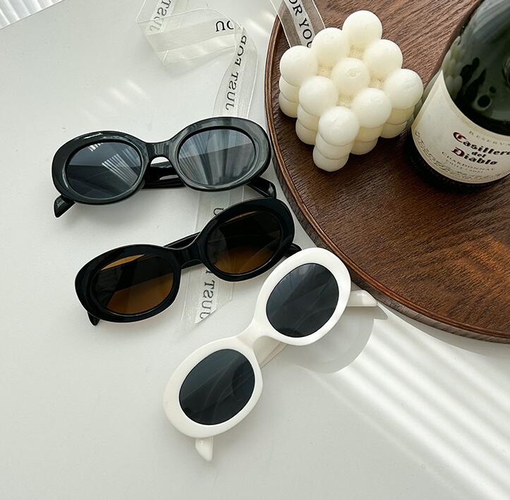 新登場!!★可愛い造型★キッズ眼鏡フレーム★メガネ　3色