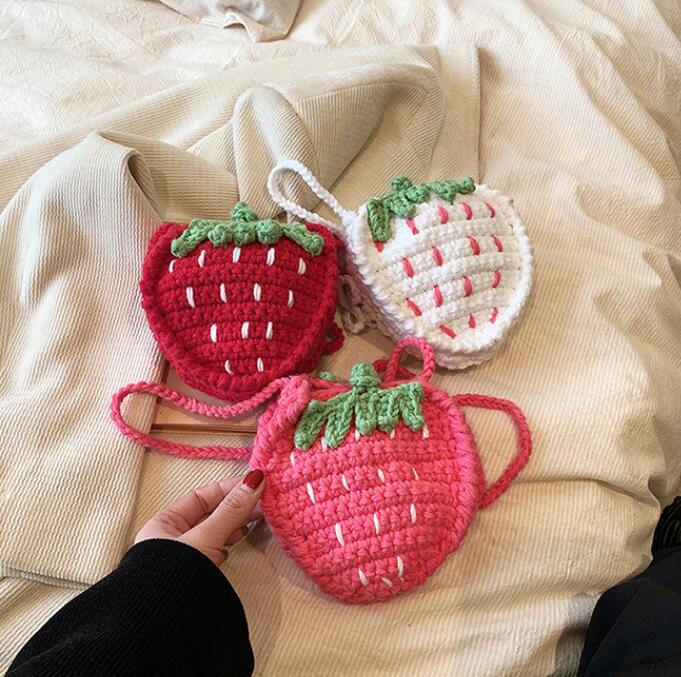 ★2023新品★可愛い子供バッグ　ショルダーバッグ★3色