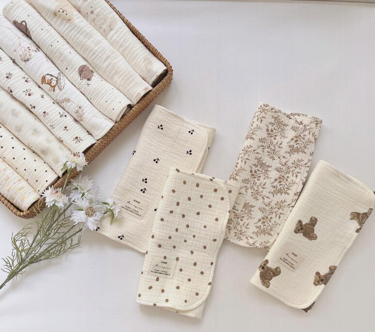 新登場★ベビー涎掛け★棉質　防吐乳パッド　枕カバー★食事用★