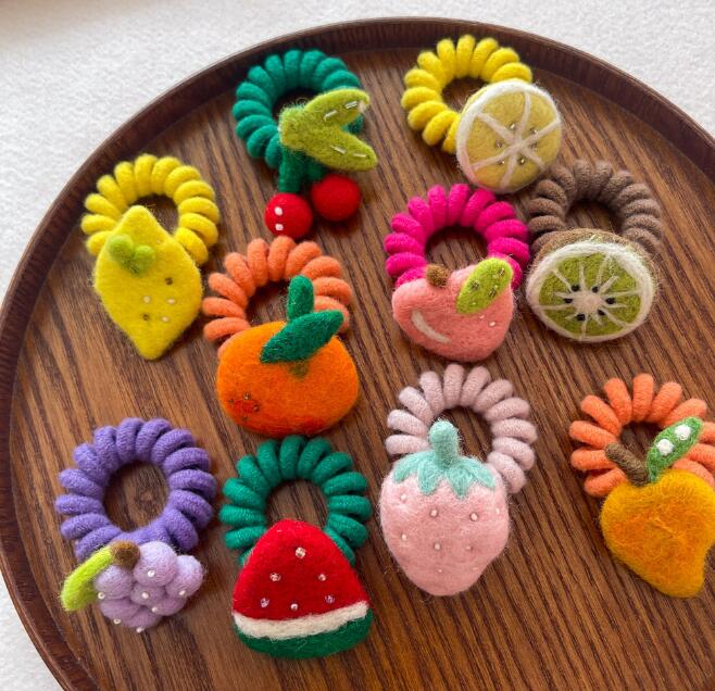 子供用★髪飾り★まとめ髪用★ヘアアクセサリー★キッズ★ヘアゴム★可愛い★多色