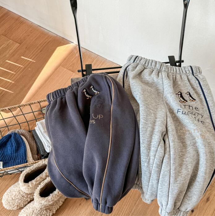 2023冬新品★子供服　裏起毛付きズボン★80-130cm★2色