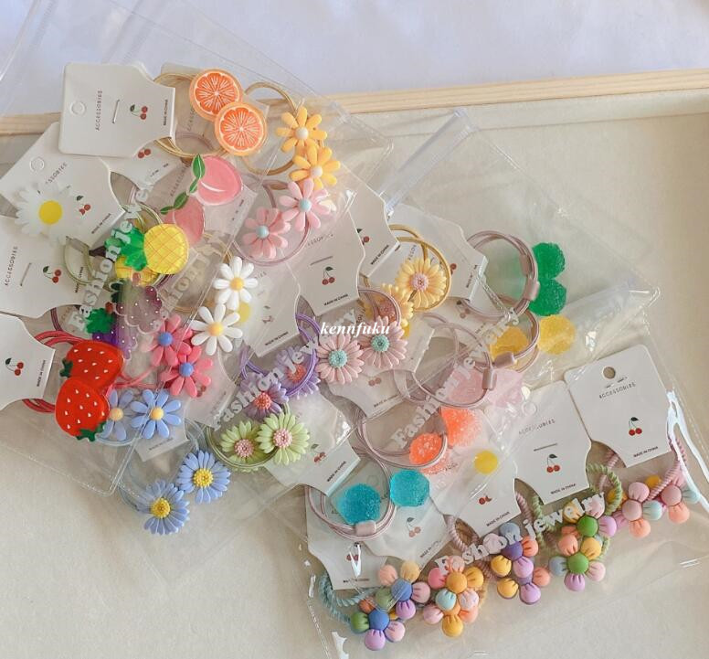 雑貨★子供髪飾り　ヘアバンド　ヘアゴム★アクセサリー　8組選べ★