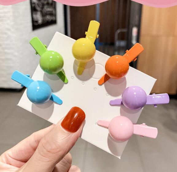 ★子供用★ヘアピン★風に飛び舞う蝶々★可愛い★髪飾り★まとめ髪用★ヘアアクセサリー★多色