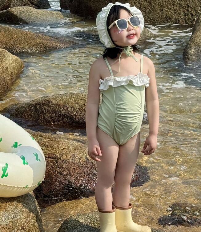 2024年新品★子供服 　水着+帽子★90-130cm★