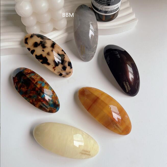 2024★髪飾り★ヘアアクセサリー★ヘアクリップ