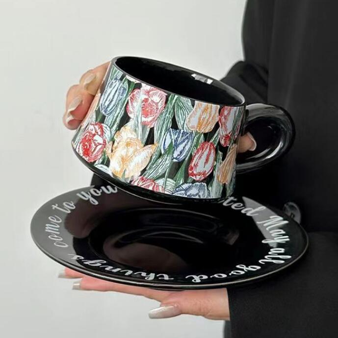 ★超人気★陶器コップ+皿★2色