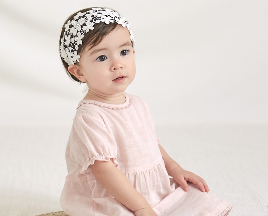 雑貨★髪飾り　ベビーヘアバンド★アクセサリー★2色