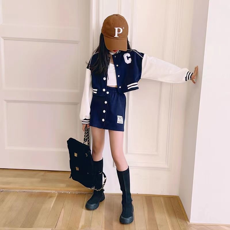 2024秋新品★子供服　セットアップ★110cm〜170cm 2色