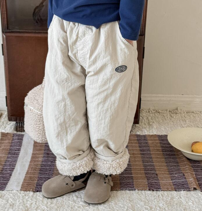 2024秋冬新品★子供服　ズボン　裏起毛★80cm〜130cm 2色