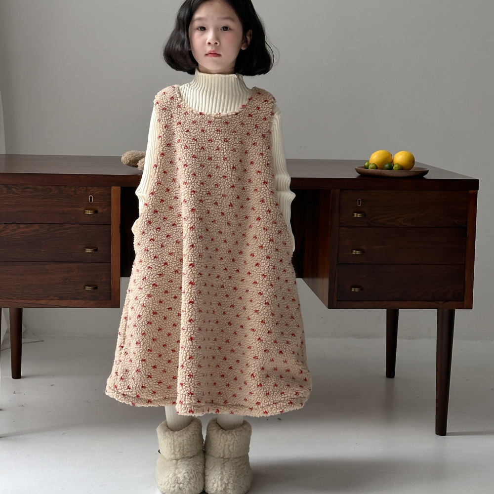 2024秋冬新品★子供服　ベストワンピース★90cm〜150cm