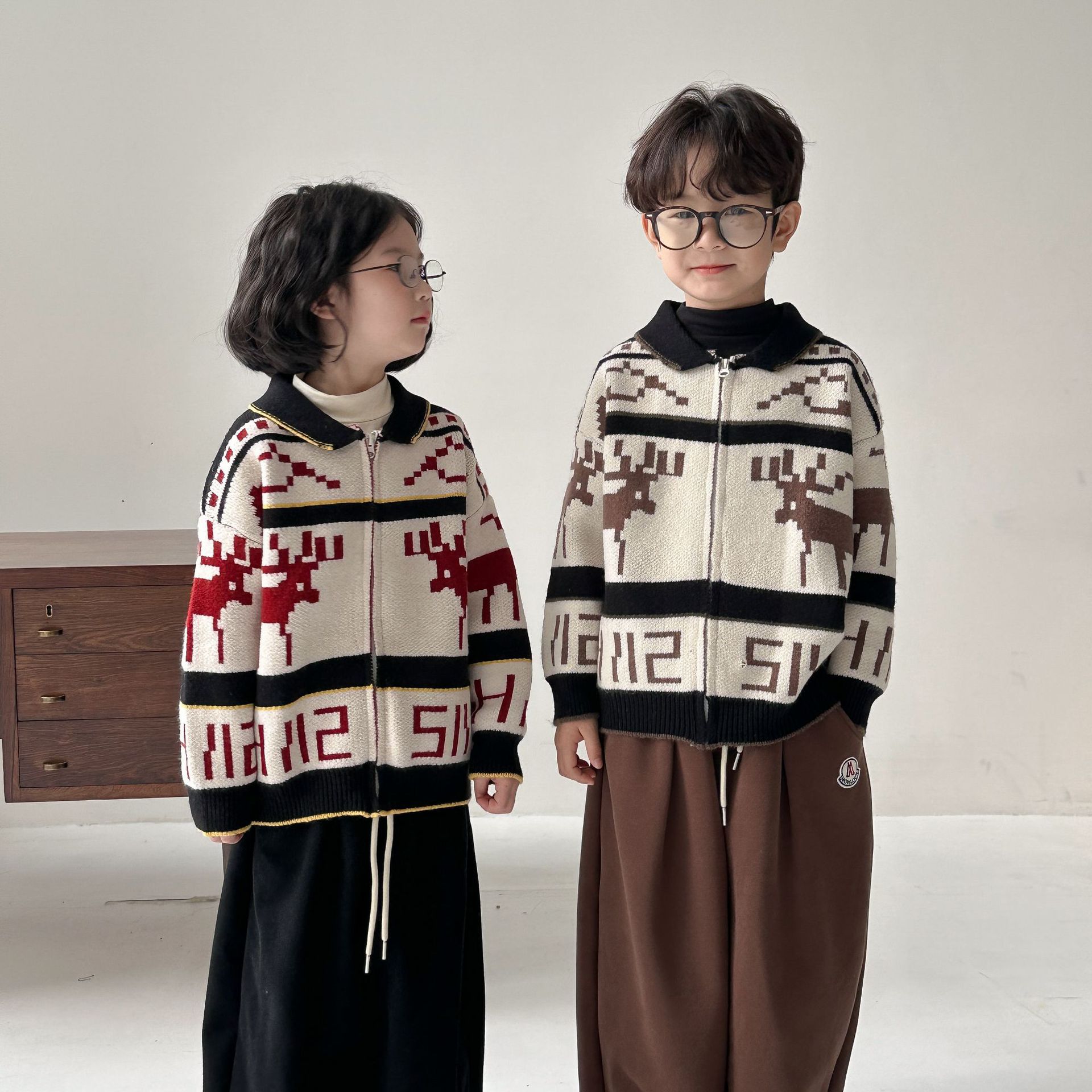 2024秋冬新品★子供服　セーター★90cm〜150cm 2色