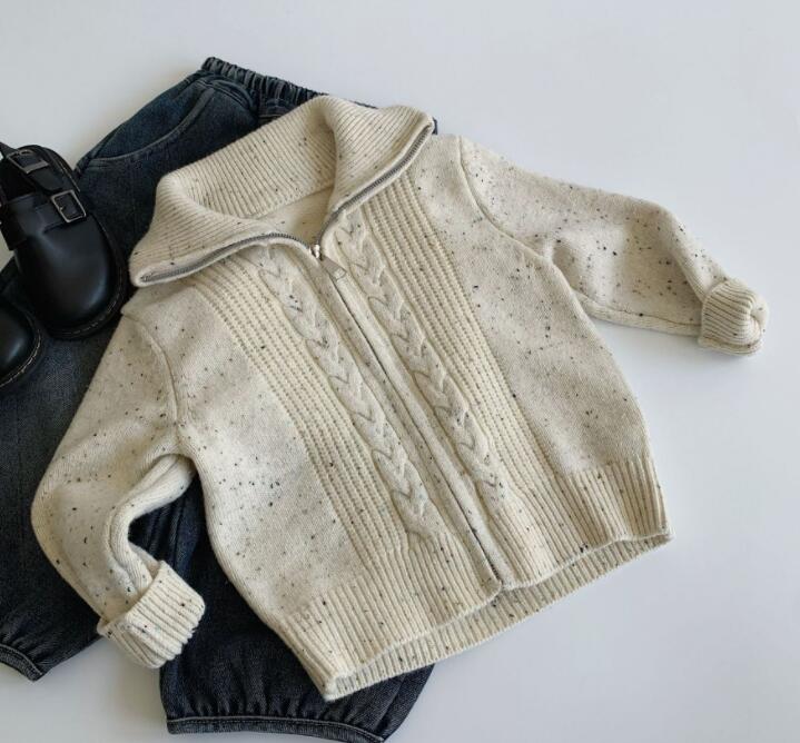 2024秋冬新品★子供服 　カーディガン★90cm〜140cm