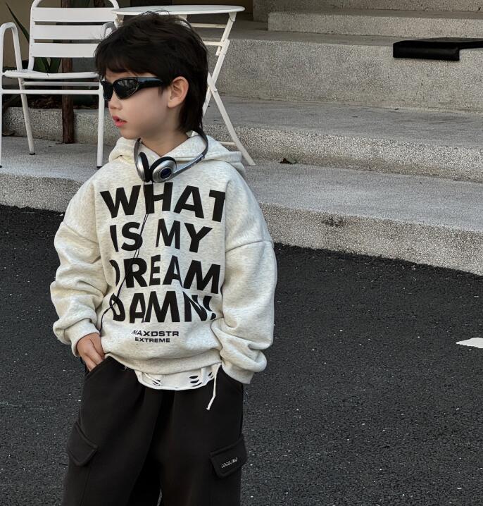 2024秋冬新品★子供服　パーカー　厚手★90cm〜150cm 2色