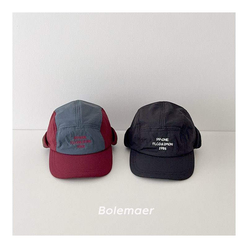 「2024」子供用★帽子★キャップ★キッズ★キャスケット★耳カバー★防寒★2色