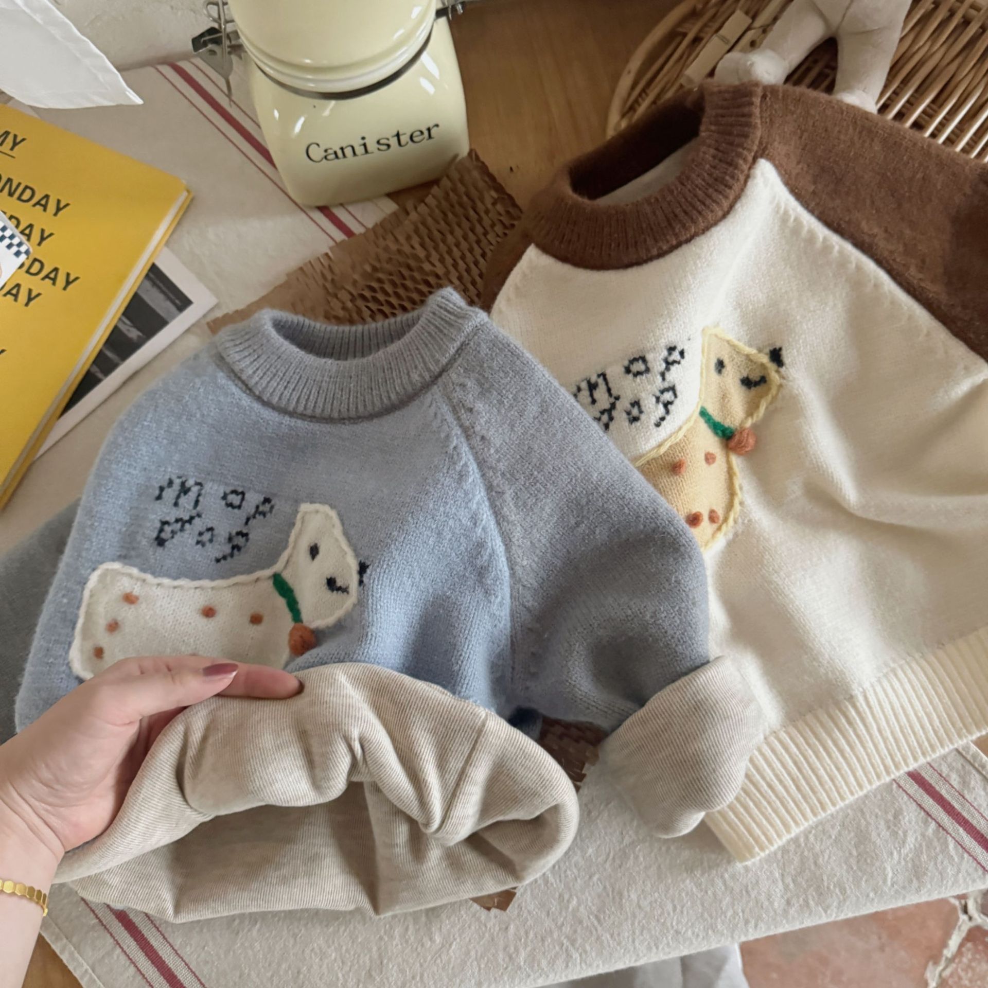 2024秋冬新作★子供服　パーカー　裏起毛★80cm〜140cm 2色