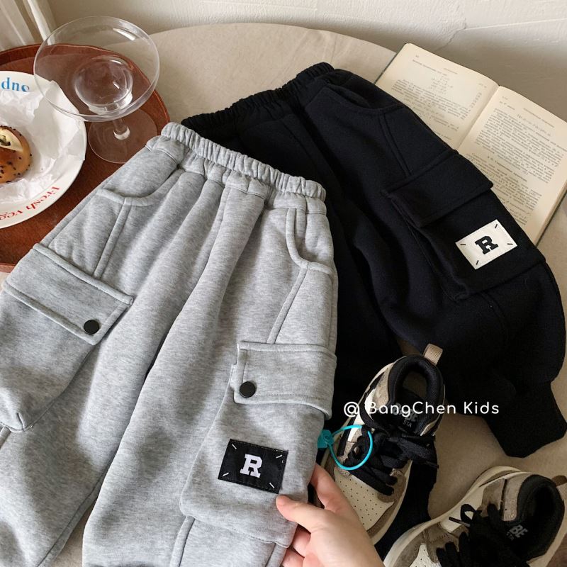 2024冬新作★子供服　ズボン　裏起毛★90cm〜140cm 2色