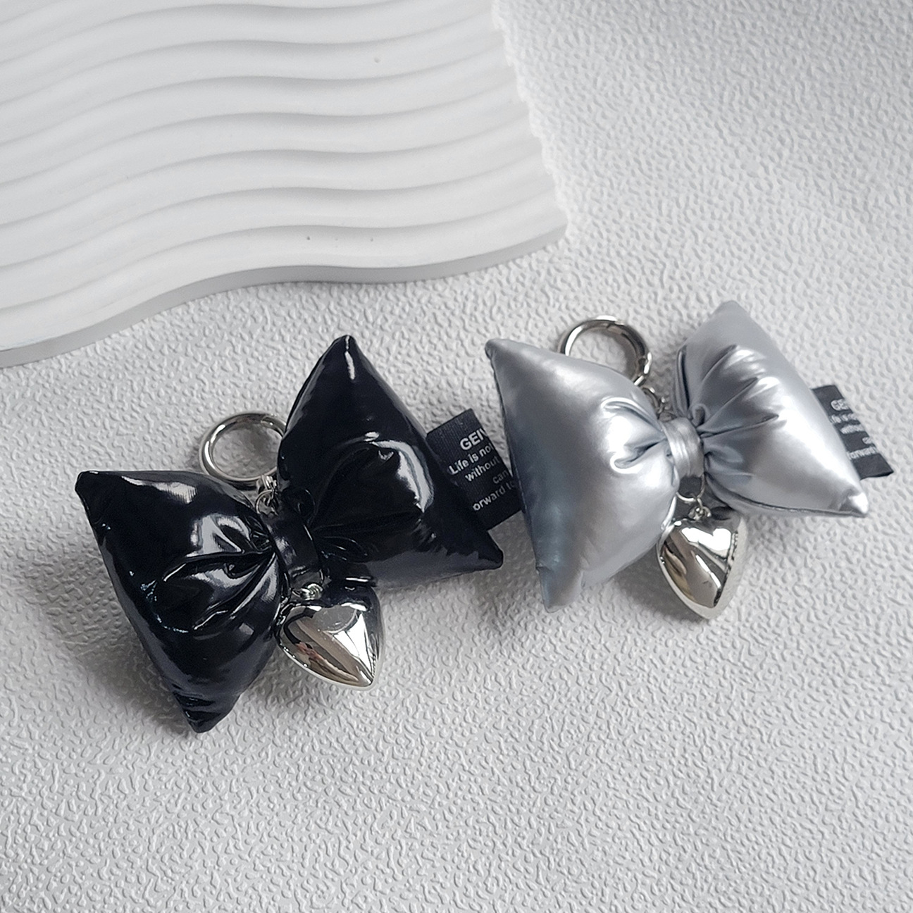 ★可愛いキーホルダー　装飾品★ぬいぐるみキーチェーン★4色