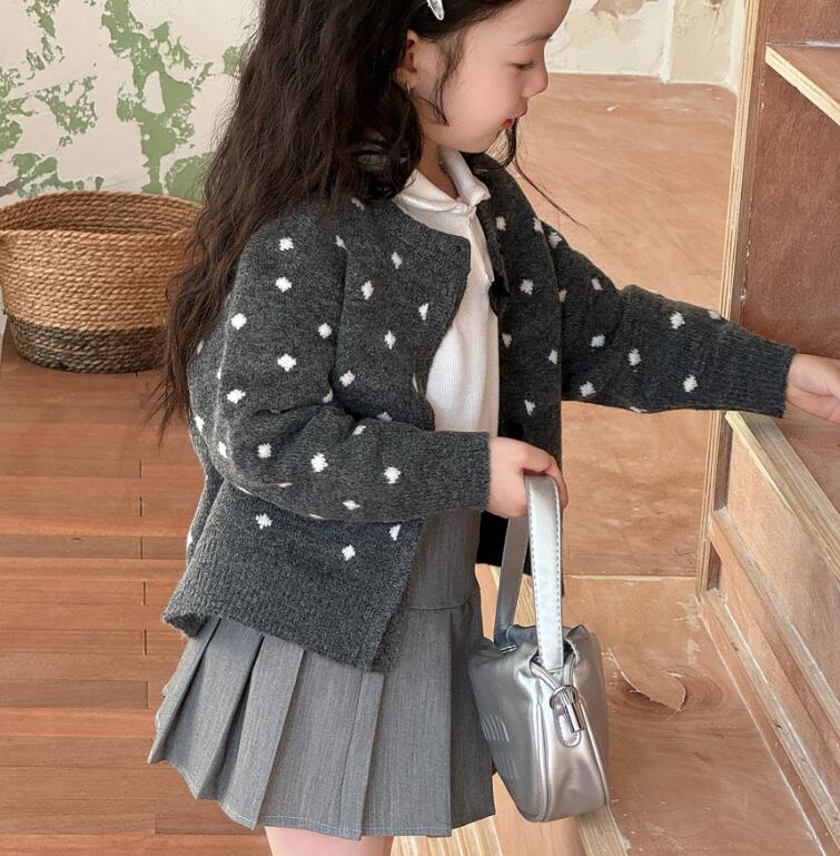 2025新品Y★子供服 　カーディガン★90cm〜150cm